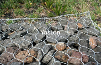 La Chine fil galvanisé plongé chaud Mesh Fence Walls Gabion de panier hexagonal de 0.5m fournisseur