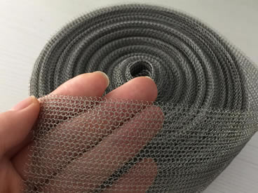 L'acier inoxydable a tricoté le filtre de maille