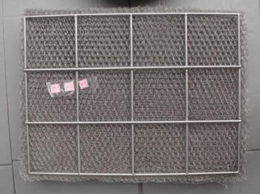 Protection tricotée d'antibuée de maille dans la forme de rectangle avec soudé autour de la grille de tige.